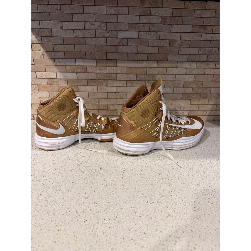 NIKE HYPERDUNK shoe bundle - image 11